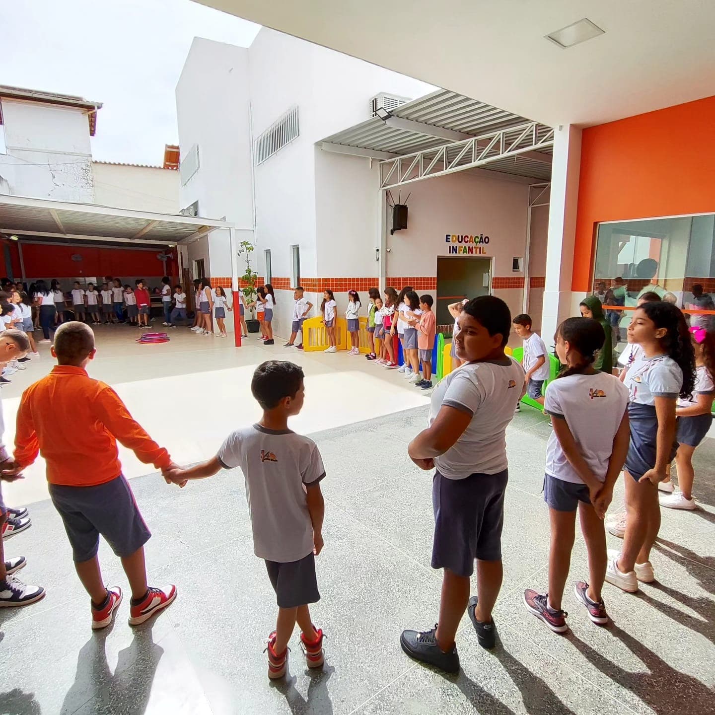 estrutura da escola